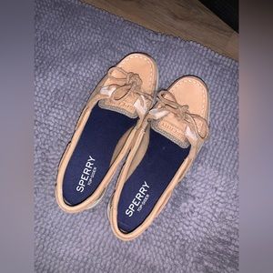 Women’s Sperry Top-Sider boat shoes.